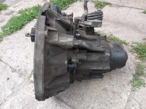 КОРОБКА ПЕРЕДАЧ RENAULT LAGUNA 2 1.8 16V JR5010