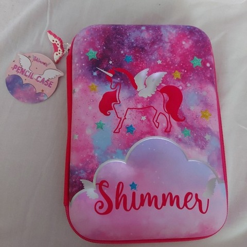 Piórnik dla dziewczynki