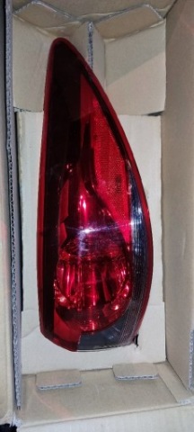ФАРА ЗАДНЯ ПРАВА MAZDA6 