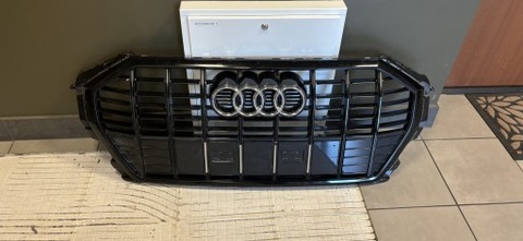 Grill audi Q3 83A czarny 