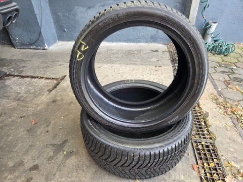 YOKOHAMA BLUE EARTH 265/40/21 ЗИМА 7MM 2ШТ 