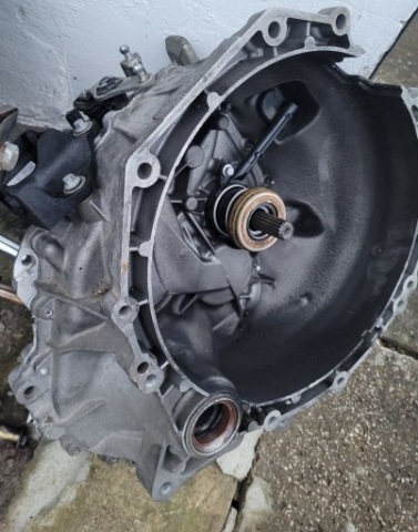 КОРОБКА ПЕРЕДАЧ FORD FOCUS 1.0 125KM JX6R 
