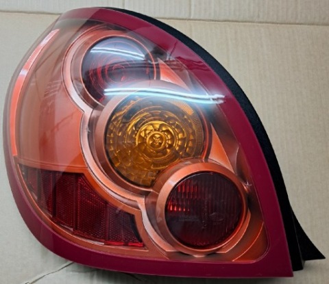 NISSAN ALMERA N16 N 16 РЕСТАЙЛ ФАРА ЛІВИЙ ЗАД ВЕРСІЯ ЄВРОПЕЙСЬКА 