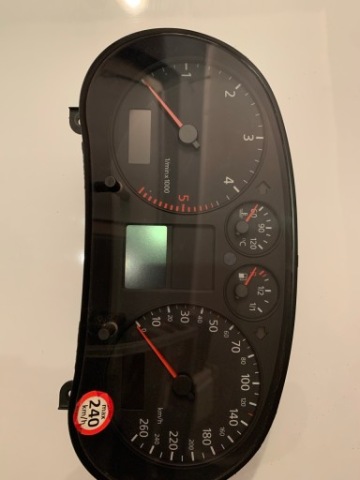ПРИБОРНА ПАНЕЛЬ ПАНЕЛЬ ПРИЛАДІВ A3 8L0920900K 
