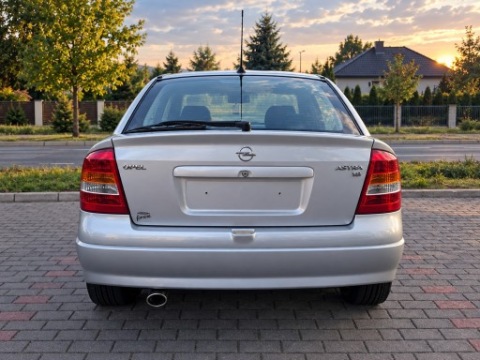 ФАРА ЗАД ASTRA G РІК 2002R ЦІНА ZA КОМПЛЕКТ 170 ! 