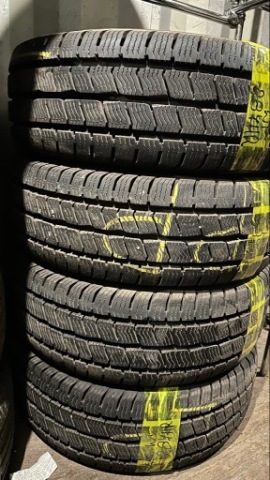 235 65 R16 C 115/113R Braun SnoVanis3 9mm 2024