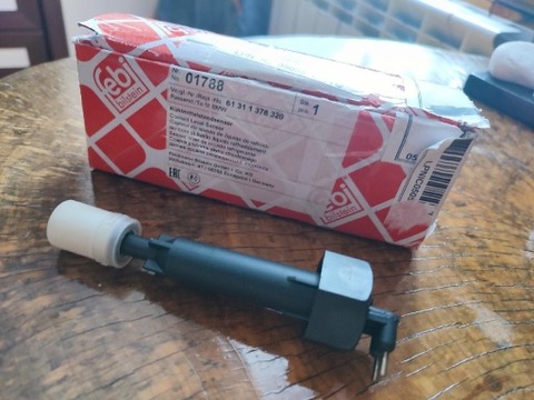 FEBI BILSTEIN 01788 SENSOR POZIOM DE LÍQUIDO  