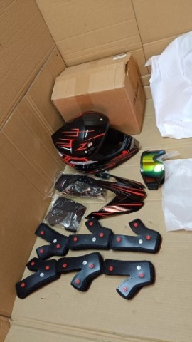 ШОЛОМ MOTOCROSSOWY, PELNOTWARZOWY MTB REKAWICZKAMI КАПОТ ROZM.52-59 