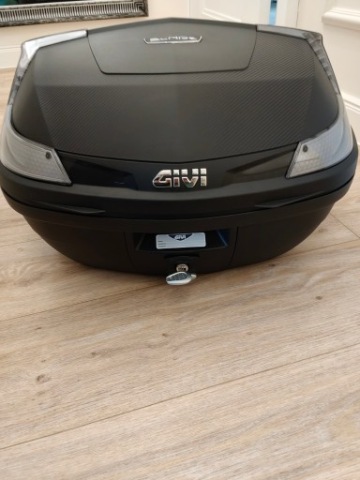GIVI НОВИЙ КОФР ЦЕНТРАЛЬНИЙ B47 MONOLOCK + ПЛИТА МОНТАЖНА 