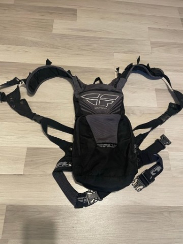 РЮКЗАК FLY CROSS ENDURO CAMELBAG 