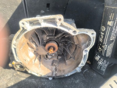 КОРОБКА ПЕРЕДАЧ FORD FOCUS MK3 BV6R 7002 DBE 
