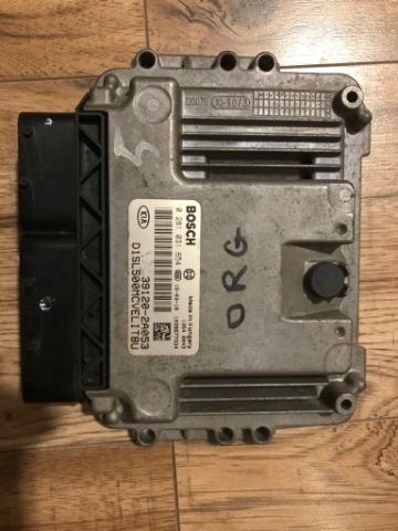 ECU ДВИГУНА KIA 1.7 CRDI 0281031654 39120-2A053 