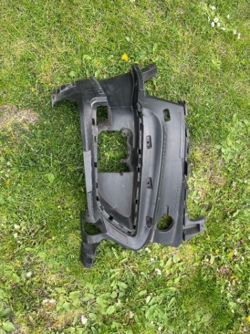 КРІПЛЕННЯ БАМПЕРА ПРАВИЙ ПЕРІД BMW F45 F46 7301548 