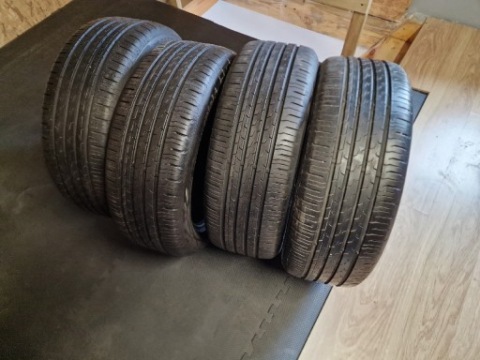 ШИНИ ЛІТНІ CONTINENTAL ECO CONTACT 6 215/50 R18 