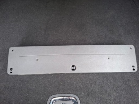 MERCEDES GLA X156 РАМКА ПІДКЛАДКА ПІД TABLICE A1568850081 