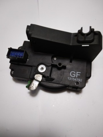 ЗАМОК MERIVA 03-10 ПРАВИЙ ПЕРІД GF 13154792 