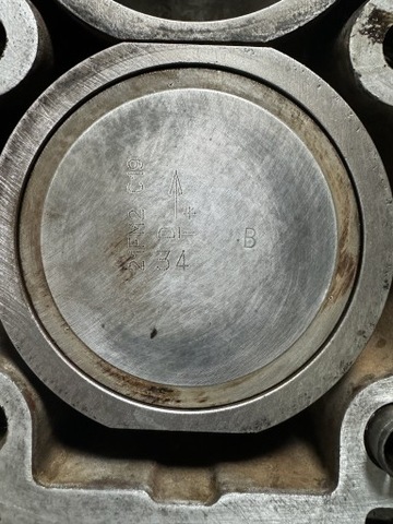 PEUGEOT 1.4 8V KFV PISTON CONNECTING ROD SHAFT  