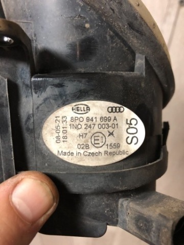 ОРИГІНАЛ ФАРА ТУМАННА AUDI HELLA 8P0 941 699 A 
