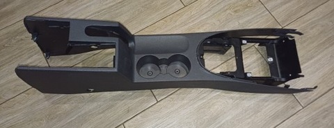 TUNNEL CENTRAL ARMREST VW TOURAN  