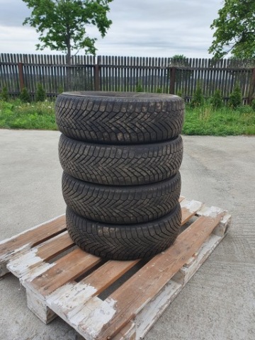 ШИНИ ШИНА ЗИМОВІ YOKOHAMA BLUEARTH WINTER V906 195/65 R15 91T – 4 SZT. 