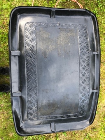 MATA,KORYTKO БАГАЖНИКА SKODA YETI (5L)192492 2009-2017 