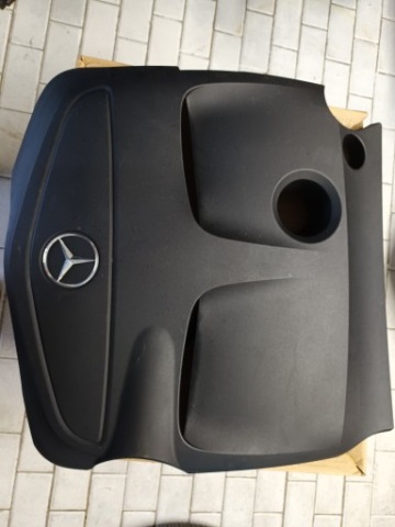 КРИШКА ДВИГУНА MERCEDES OM 270 ПІДХОДИТЬ DO KLASY A,B, CLA GLA 