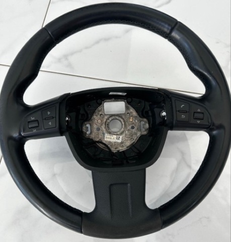 ШКІРЯНА КЕРМО Z ЛОПАТКАМИ SKODA OE 3T0419091L – СТАН ДОБРИЙ 