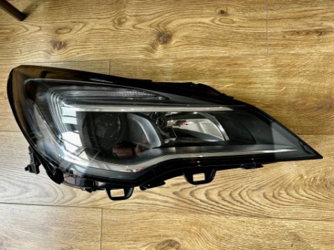 OPEL ASTRA V K ФАРА ПРАВИЙ ПЕРІД ЛІНЗА LED (СВІТЛОДІОД) 39077801 В ХОРОШОМУ СТАНІ ЄВРОПА 