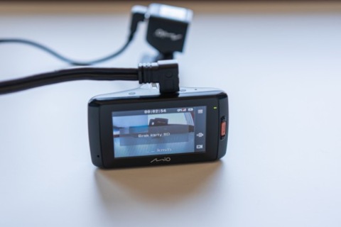 MIO MIVUE 698 DUAL ПЕРІД I ЗАД 