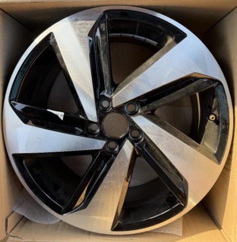 ДИСК 17 VW POLO VI 7,5X17 ET51 5X100 2G0601025AB 