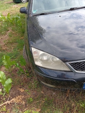 FORD MONDEO MK3 ФАРА ПРАВА 