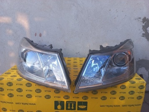 FAROS PARTE DELANTERA SKODA OCTAVIA IIFL XENÓN  