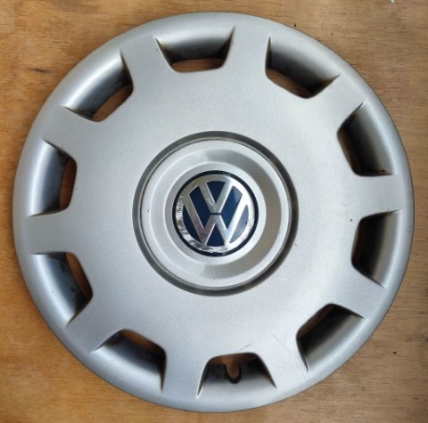 КОВПАК 15 ДЮЙМИ VW 3B0601147E 