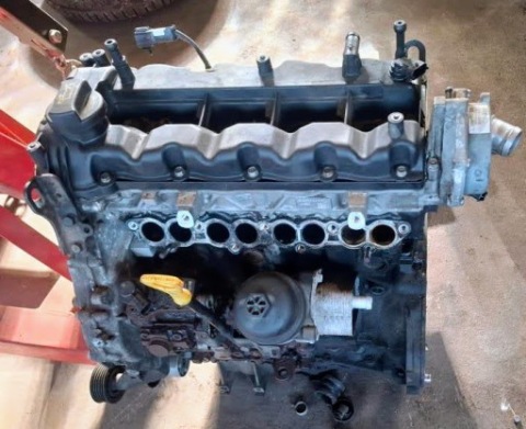 ДВИГУН HYUNDAI IX35 1,7CRDI D4FD ДВИГУН ODPALA. ПОШКОДЖЕНИЙ ВКЛАДИШ 