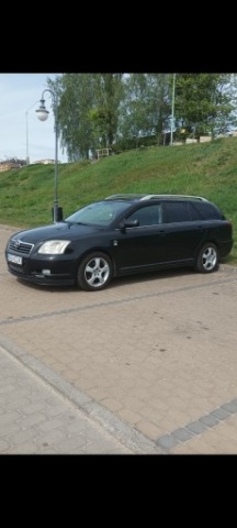 Toyota Avensis 2003