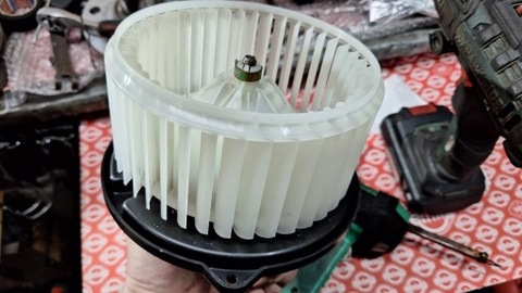 FAN AIR BLOWERS 0130101601 TOYOTA COROLLA E12  