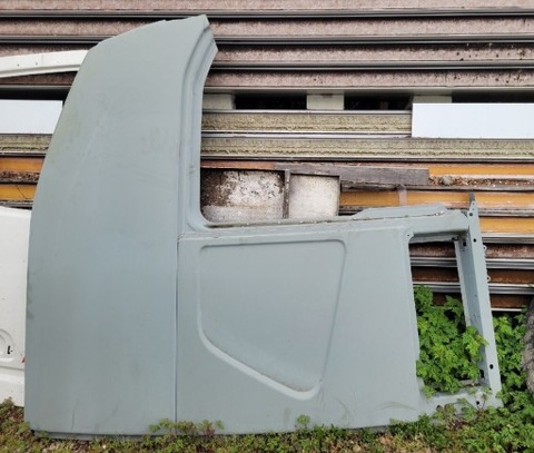 SIDE ROOF PILLAR VOLVO FH4  