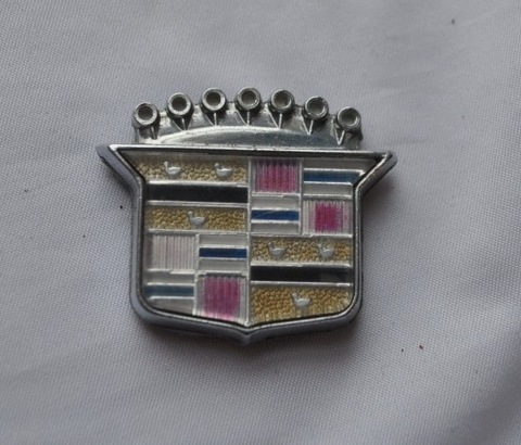 CADILLAC EMBLEMA INSIGNIA TARCZKA ORIGINAL 200  