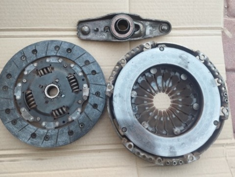 КОМПЛЕКТ ЗЧЕПЛЕННЯ SACHS VW AUDI SKODA 1.6 MPI, 220MM 3000950067 ВЖИВАНИЙ 