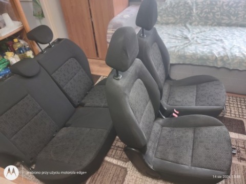 КОМПЛЕКТ СИДІНЬ DO MITSUBISHI COLT VI РЕСТАЙЛ 
