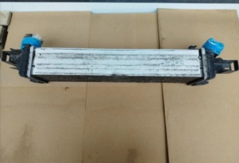 ІНТЕРКУЛЕР РАДІАТОР ПОВІТРЯ BMW X1 F48 X2 F39 I 1 F40 7617598 228281 