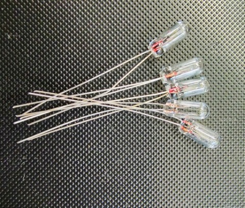 ЛАМПОЧКА КНОПОК ОБДУВІВ T3 R3 3 MM 12V 60MA 5SZT 