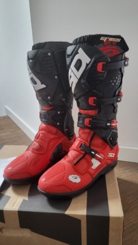 SIDI ВЗУТТЯ CROSSFIRE 3 SRS CZERWONO ЧОРНІ 45 