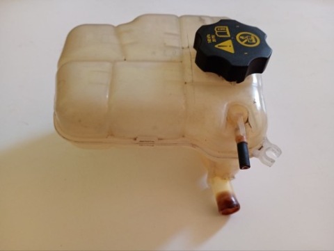 БАЧОК РАСШИРИТЕЛЬНЫЙ OPEL ASTRA J/CHEVROLET CRUZE 13256823 