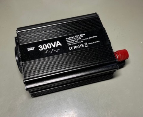 ПЕРЕТВОРЮВАЧ НАПРУГИ 12V/230V 240W USB MOD. SINUS 