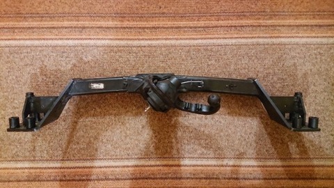 ORIGINAL TOW BAR VOLKSWAGEN TOUAREG 7P _ 7P6803881D  