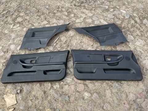 CARDS BMW E36 COUPÉ BLACK LEATHER FRONT REAR  