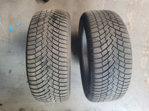 ШИНИ ВСЕСЕЗОННІ PIRELLI 215 50 R17 