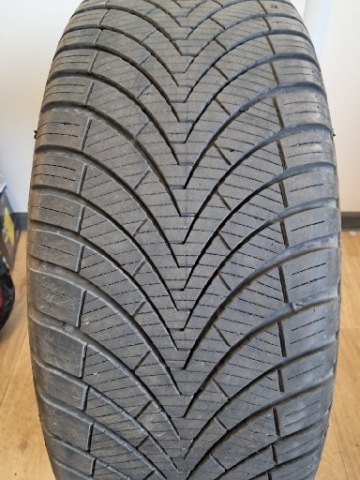 ШИНА CALOROCZNA KUMHO SOLUS 4S HA32 SUV 235/50 R19 