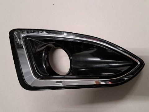РАМКА ГАЛОГЕНУ FORD EDGE MK2 2015- ПРАВА GT4B-19952-KBW 